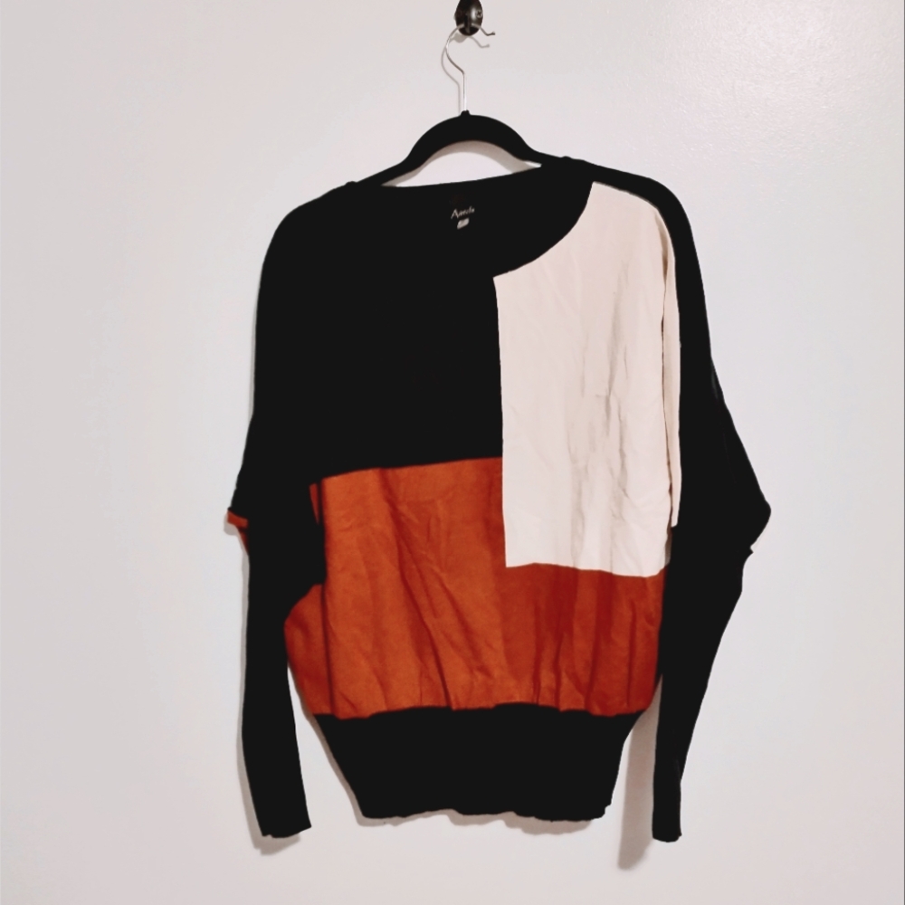 Aaeda long sleeve color block top with solid back size XL